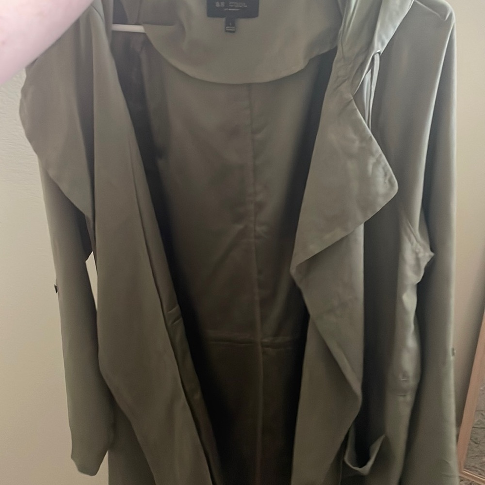 Hunter green lightweight jacket